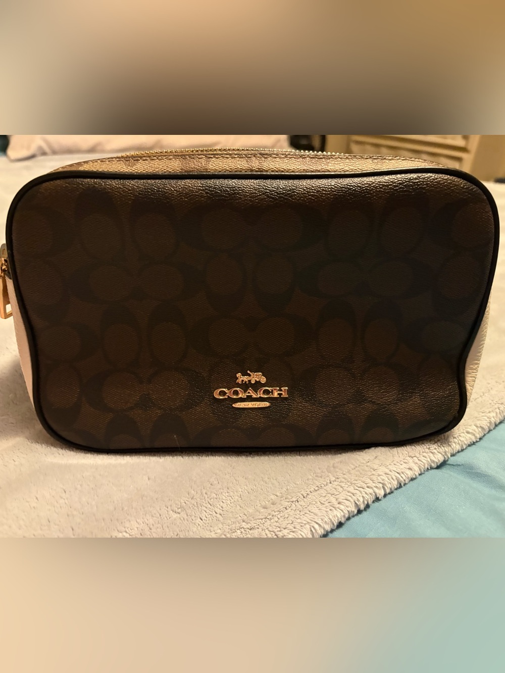 Coach Jes in Signature Colorblock